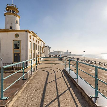 Suites Aan Zee 블리싱겐 외부 사진