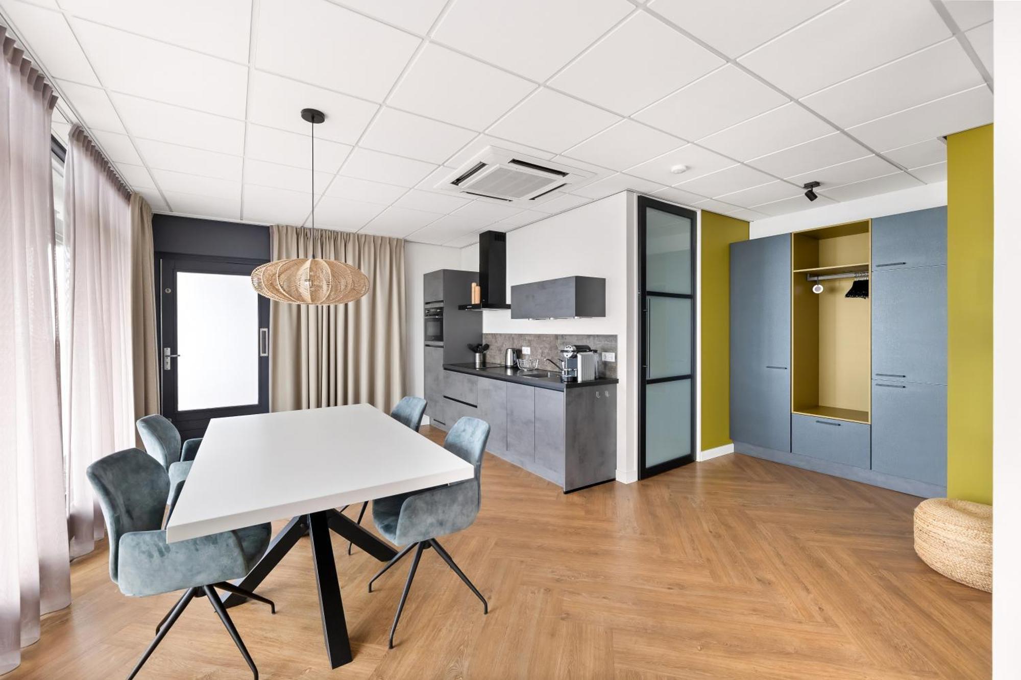 Suites Aan Zee 블리싱겐 외부 사진
